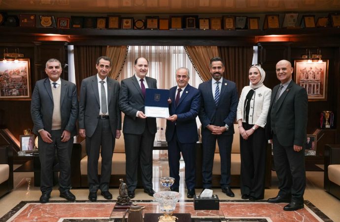 تجديد الاعتماد الأمريكي الدولي ACPE ) ) لكلية الصيدلة بجامعة عمان الأهلية ولمدة أربع سنوات