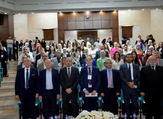 افتتاح فعاليات المنتدى العلمي الثاني لصيدلة عمان الأهلية