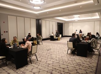 هيئة تنشيط السياحة تنظم ورشة عمل تشاركية لمكاتب سياحة اردنية مع نظرائها من مكاتب السياحة السنغافورية، بهدف تعزيز التعاون السياحي بين البلدين. 