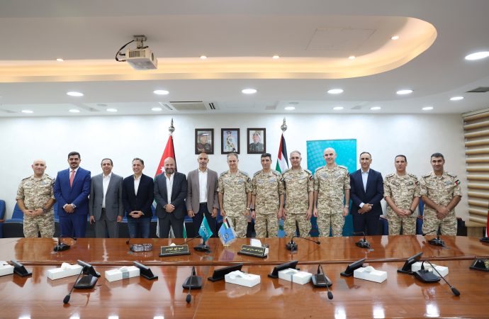 تجديد اتفاقية التعاون بين سلاح الجو وشركة زين