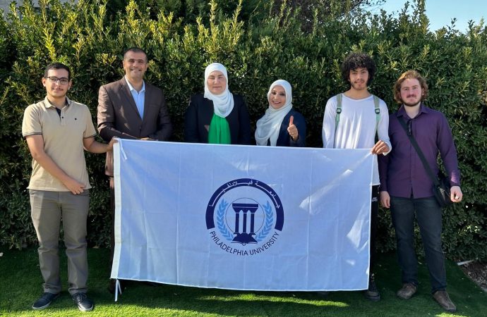 جامعة فيلادلفيا تستضيف مسابقة البرمجة الجامعية الأردنية (JCPC)
