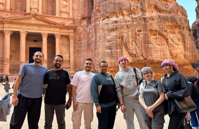 عمان الأهلية تشارك بالملتقى الرابع للطلبة العرب الدارسين في الجامعات الأردنية