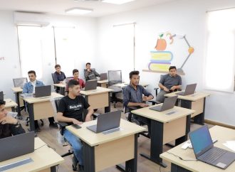 البرامج التدريبية في مراكز أورنج المجتمعية الرقمية: بوابة الشباب في جميع المحافظات على مستقبل أفضل