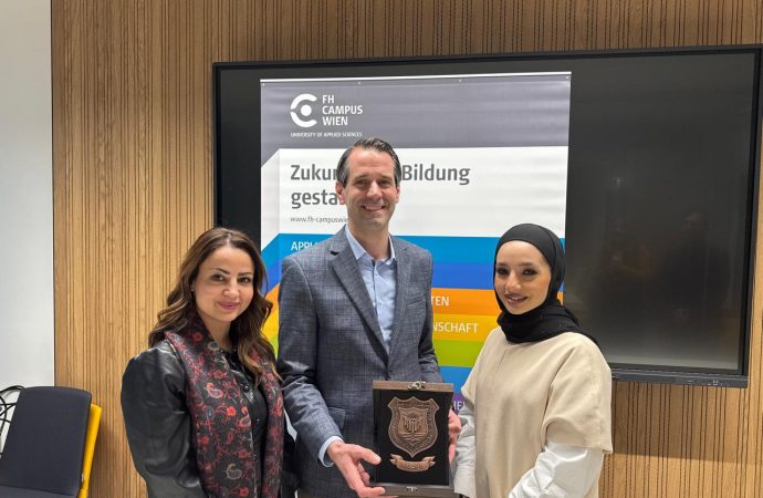 رئيس جامعة عمان الأهلية يلتقي خريجي التمريض الأردنيين المبتعثين ضمن برنامج توظيف بالنمسا … (صور)
