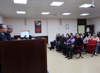 نقيب المحامين يحاضر في عمان الأهلية