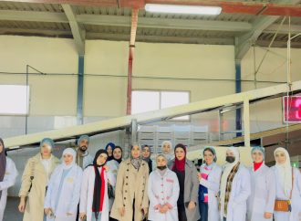 زيارة ميدانية لطلبة من كلية العلوم الطبية المساندة في جامعة فيلادلفيا لمجموعة زلوم*