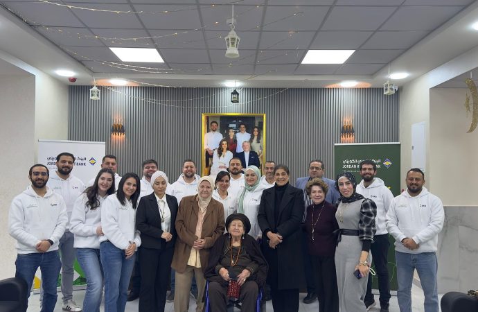 نزلاء الأسرة البيضاء في ضيافة الأردني الكويتي على مأدبة الافطار