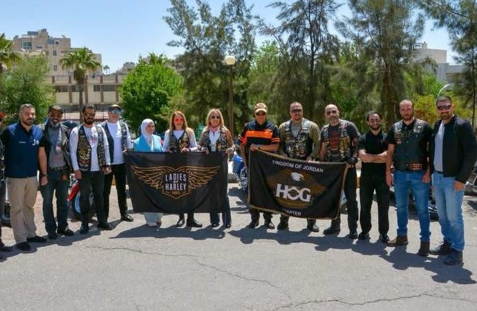 زين تستكمل زراعة 600 شجرة حُرجية ومُثمرة في مدينة الحُسين للشباب