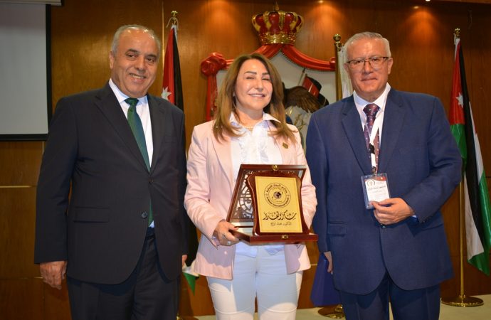 تكريم عمان الاهلية بحفل الأولمبياد العالمي لجمعية المواهب العلمية الثقافية