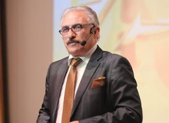 بمناسبة مهرجان جرش دعونا نشتم ايمن سماوي والمهرجان