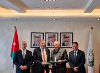 “البوتاس العربية” و”الفوسفات الأردنية” توقعان اتفاقية  لإنشاء مجمع صناعي متكامل لإنتاج حامض الفوسفوريك والأسمدة المتخصصة