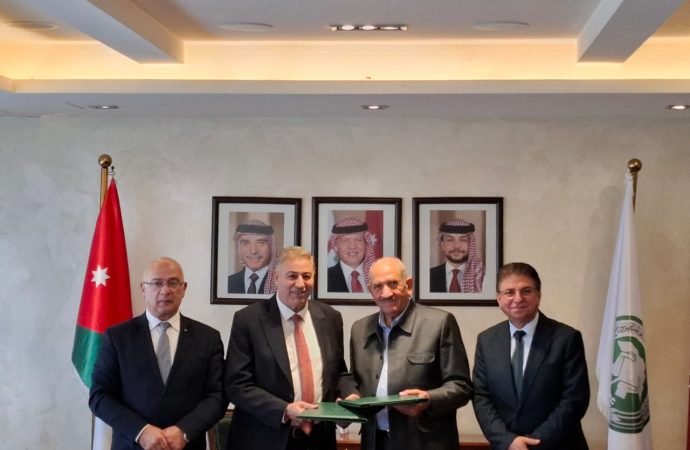 “البوتاس العربية” و”الفوسفات الأردنية” توقعان اتفاقية  لإنشاء مجمع صناعي متكامل لإنتاج حامض الفوسفوريك والأسمدة المتخصصة