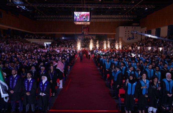 بالصور … الأميرة آية بنت فيصل ترعى اليوم الأول لإحتفال عمان الأهلية بتخريج طلبتها للفصل الثاني من الفوج 32