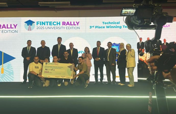 فريق عمان الأهلية يفوز بالمركز الثالث في مسابقة  FinTech Rally 2025