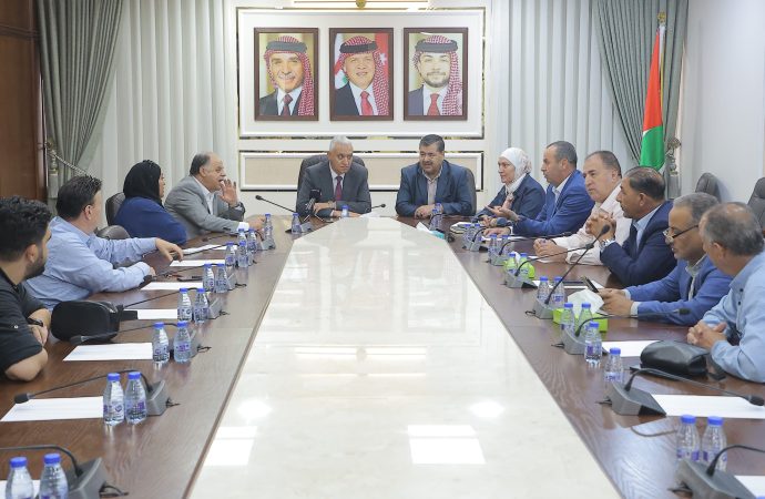 “النواب” يبحث أزمة المواقع الإلكترونية مع نقابة الصحفيين ويوصي بتعديل قانون النقابة وتخفيض الاشتراكات