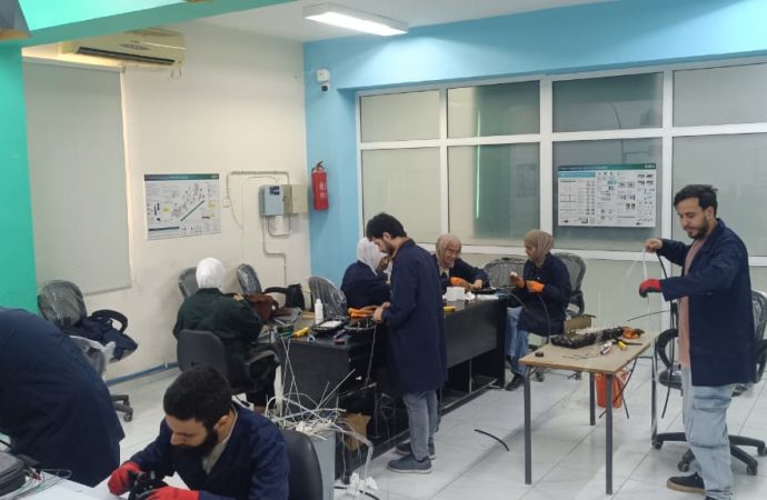 زين والتدريب المهني تختتمان دورة التدريب المجانية على تكنولوجيا “الفايبر”