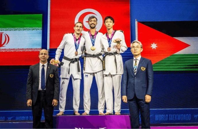 عمان الأهلية تهنئ طالبها محمود الطرايرة بفوزه بالميدالية البرونزية ببطولة العالم للتايكواندو