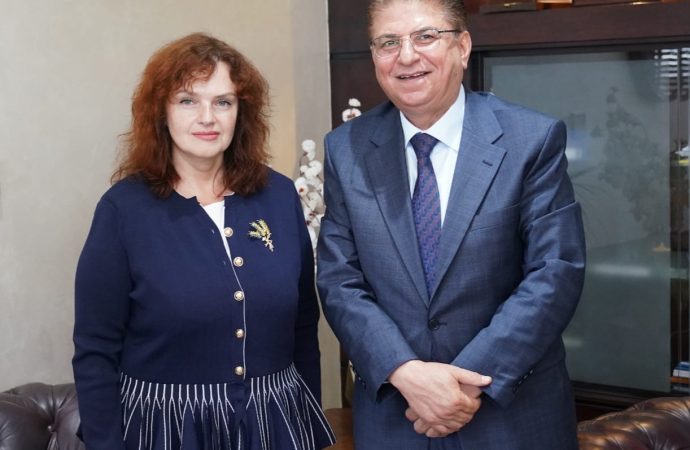 الرواد يبحث مع سفيرة أوكرانيا في عمّان سبل تعزيز التعاون في مجال صناعة الأسمدة الفوسفاتية