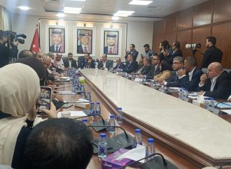 العمل النيابية تناقش انتشار الكلاب الضالة وأبو رمان يقترح 5000 دينار تعويضا عن الإصابات