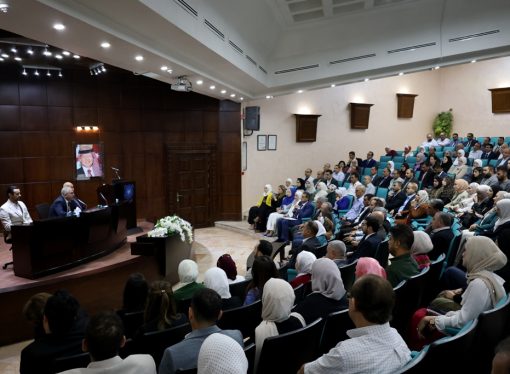 رئيس عمان الأهلية يلتقي أعضاء الهيئة التدريسية القدامى والجدد
