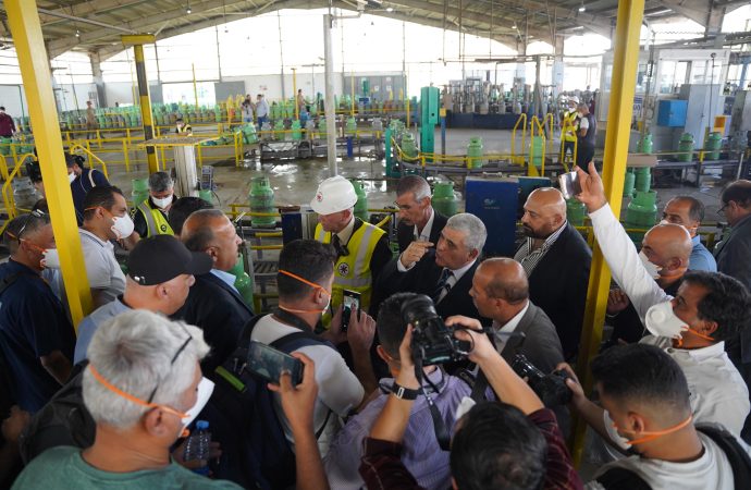 مصفاة البترول الأردنية تنظّم جولة إعلامية على محطة تعبئة غاز عمان- أبو علندا للاطلاع على عمليات التعبئة والتطوير