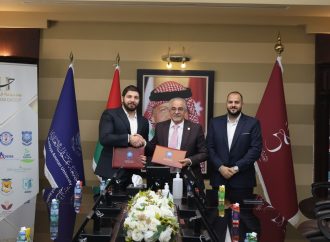 مذكرة تعاون بين عمّان الأهلية والشركة الأولى لتدوير الورق والكرتون