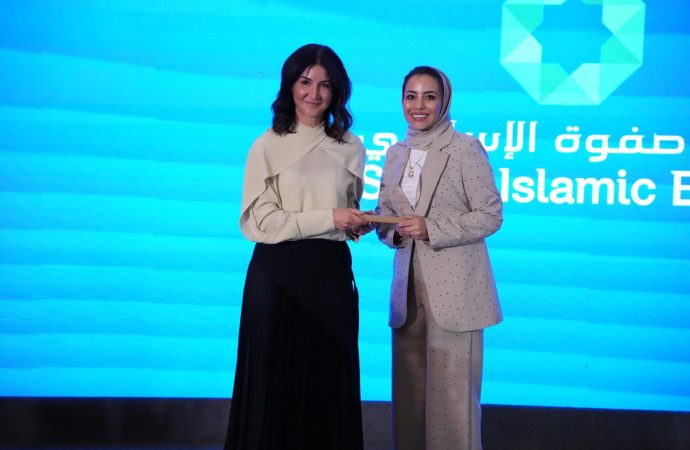 بنك صفوة الإسلامي الراعي الفضي لحفل العشاء التكريمي الثاني لخريجي صندوق الأمان لمستقبل الأيتام