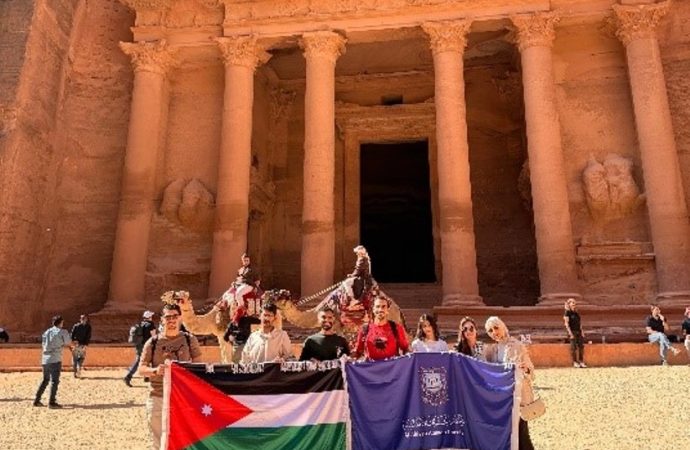 عمّان الأهلية تشارك بتميّز بالملتقى الخامس للطلبة العرب الدارسين في الجامعات الأردنية