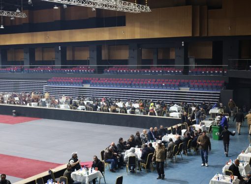 عمّان الأهلية تُكرّم ” في شهر رمضان ” عمّال الوطن في بلدية السلط الكبرى … صور