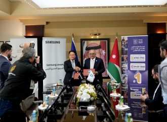 سامسونج إلكترونيكس المشرق العربي تفتتح معرضها في عمان الأهلية وتوقّعان مذكرة تعاون