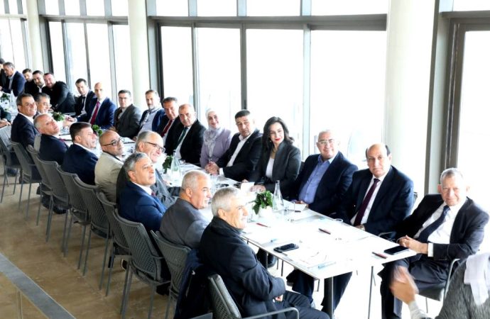 التكنولوجيا الزراعية في عمان الاهلية تشارك بورشة عمل حول البحث العلمي لتعزيز الاستدامة