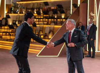 عمان الاهلي تبارك لطالبها الجعفري بحصوله على وسام الملك للتميز من الدرجة الثانية، تقديراً لإنجازاته برياضة الكاراتيه