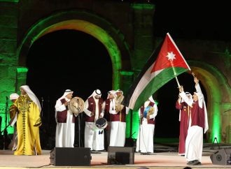 الكويت وكوريا ومصر وفلسطين ضيوف بفنهم على مسرح(الهيبودروم)