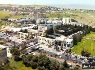 فيديو لفرقة من طلبة عمان الأهلية بعنوان : ” دايماً بالعالي ، بنينا جيل ورا جيل “